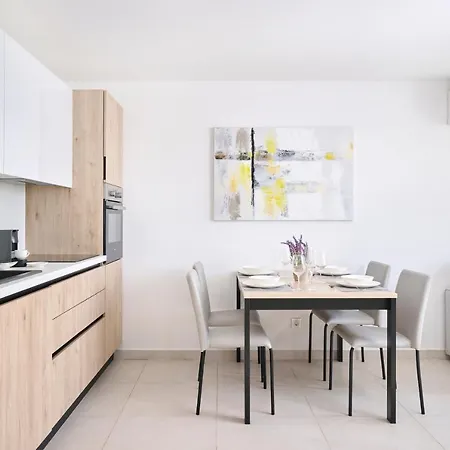 Apartment Mirabilis *