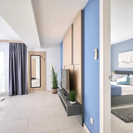 Apartment Mirabilis